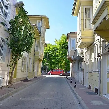 3br/2 Bath Ottoman House W Free Airport Transfer** 4* Стамбул